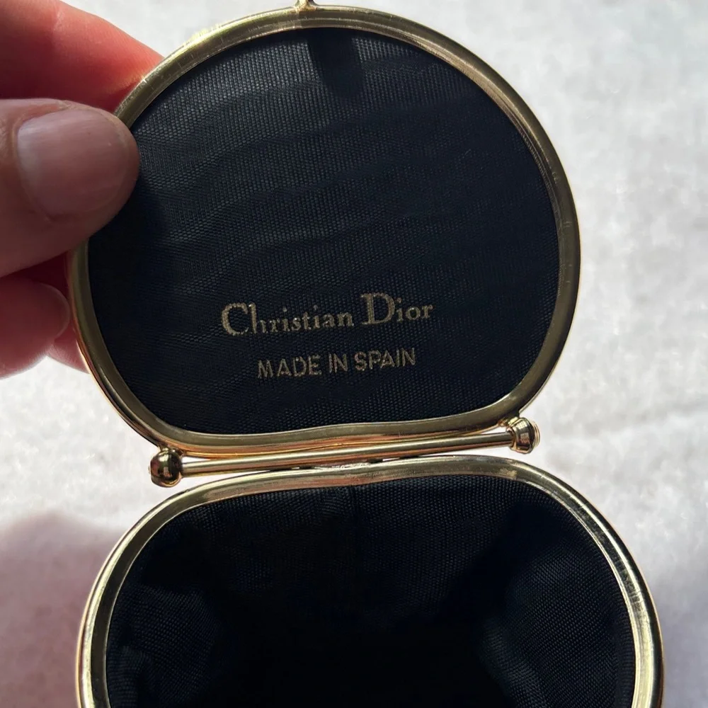 Vintage Dior Red and Gold Women's Jewelry Storage bag - Picture 4 of 16